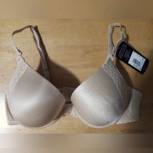NWT MaidenForm push up bra